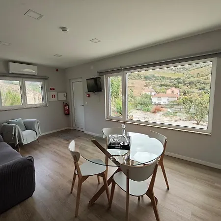 Eiradouro Casa Amendoeira Mos (Guarda)